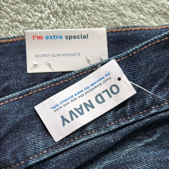 Old Navy High-Rise Button-Fly Slouchy Straight Cropped Jeans NWT 26 plus - Picture 3 of 12